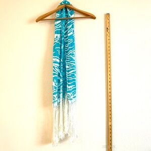 Tommy Bahama Turquoise and White Bath Towel